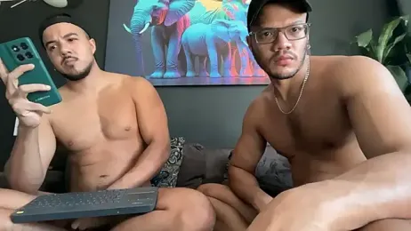 highlatin_guysoficial — Stripchat recorded stream image, 15.05.2026 11:40