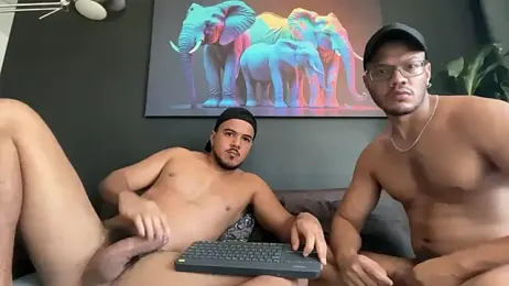 highlatin_guysoficial — Stripchat recorded stream image, 15.05.2026 11:40