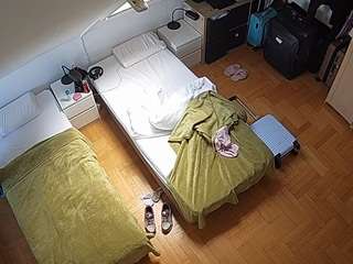 voyeurcam-julmodels-bed-7 — Camsoda recorded stream image, 16.05.2026 16:10