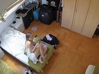 voyeurcam-julmodels-bed-7 — Camsoda recorded stream image, 16.05.2026 16:10