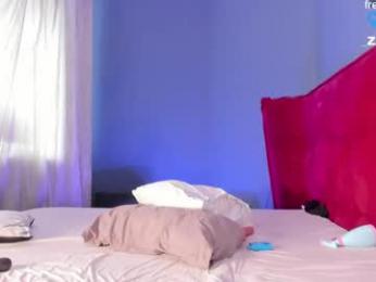 honey_pinkgreen — Chaturbate recorded stream image, 19.05.2026 08:30