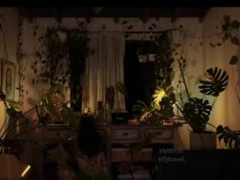 effylowell_ — Chaturbate recorded stream image, 19.05.2026 23:50