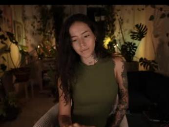 effylowell_ — Chaturbate recorded stream image, 19.05.2026 23:50