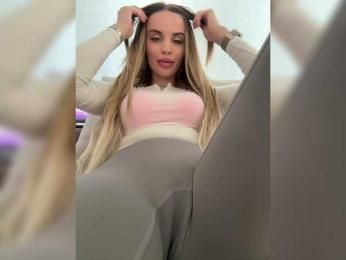 LedyMiya — Bongacams recorded stream image, 20.05.2026 02:10