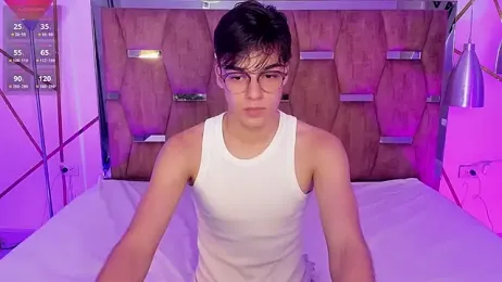 Gerony_ — Stripchat recorded stream image, 20.05.2026 05:20