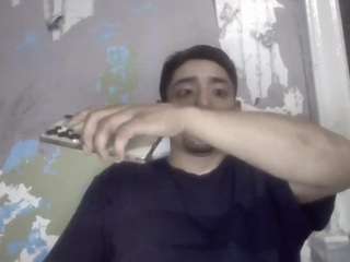 elmonstro690 — Camsoda recorded stream image, 20.05.2026 05:30