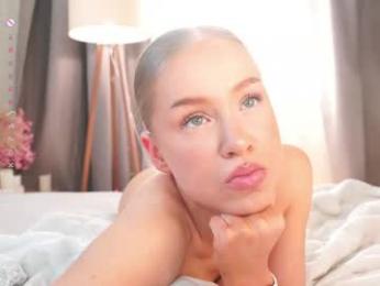 cinacandy — Chaturbate recorded stream image, 20.05.2026 18:30