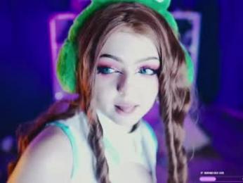 madnessalise — Chaturbate recorded stream image, 21.05.2026 15:00