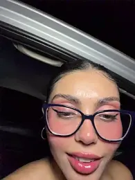 zui_lu — Stripchat recorded stream image, 22.05.2026 03:00