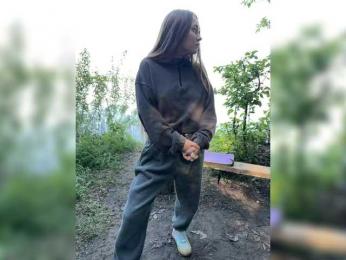 SvParochka — Bongacams recorded stream image, 22.05.2026 01:50