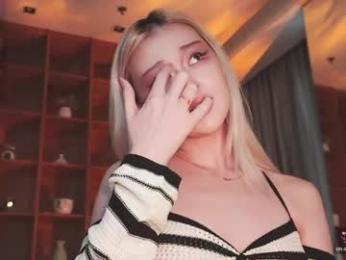 seduza_hyun — Chaturbate recorded stream image, 22.05.2026 04:20