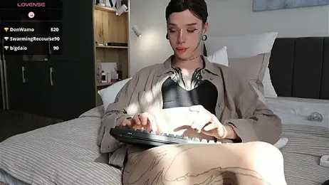 Dasha_WEYT — Stripchat recorded stream image, 22.05.2026 08:00