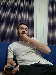 S-kt-et — Stripchat recorded stream image, 26.05.2026 19:50