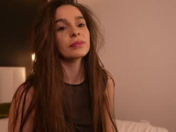 dovia — Chaturbate recorded stream image, 10.03.2025 05:50