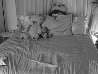 irisallen — Camsoda recorded stream image, 28.05.2026 22:30