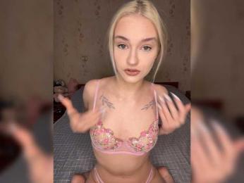 coolya — Bongacams recorded stream image, 02.06.2026 17:10