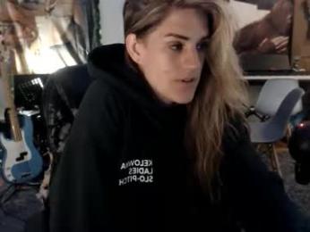 katiecutie_5 — Chaturbate recorded stream image, 03.06.2026 04:20