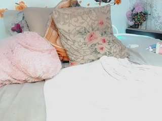 khelany — Camsoda recorded stream image, 05.06.2026 03:10