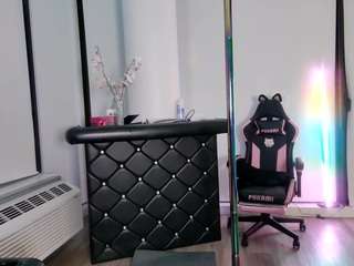 strellakat — Camsoda recorded stream image, 08.06.2026 01:00