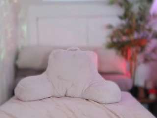 its-eve — Camsoda recorded stream image, 08.06.2026 12:20