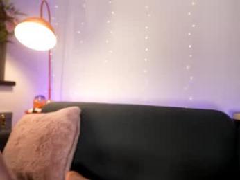 littlee33 — Chaturbate recorded stream image, 08.06.2026 20:30