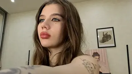 dolly_ll — Stripchat recorded stream image, 09.06.2026 13:20