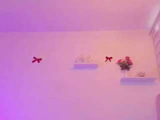 ilianaphoenix — Camsoda recorded stream image, 10.06.2026 20:00