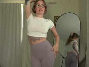 emma_ruby — Chaturbate recorded stream image, 12.06.2026 18:10