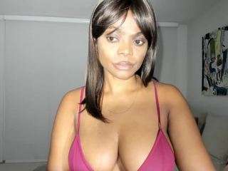 ebonydreamiin — Camsoda recorded stream image, 14.06.2026 09:20