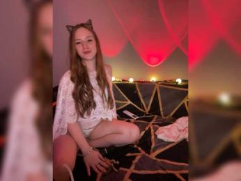 Lisuniyaa — Bongacams recorded stream image, 14.06.2026 20:10