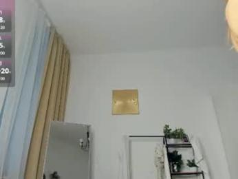 glossybabe_ — Chaturbate recorded stream image, 15.06.2026 10:00
