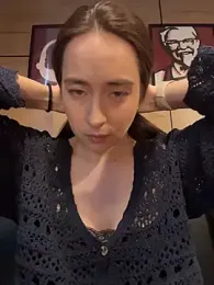 Holly_Play — Stripchat recorded stream image, 16.06.2026 10:00