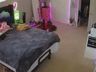 voyeurcam-house-charleys-room — Camsoda recorded stream image, 16.06.2026 12:00