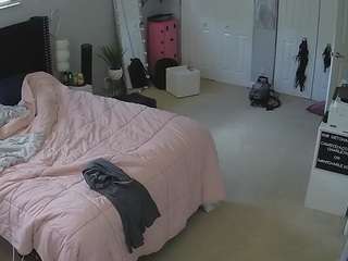 voyeurcam-house-charleys-room — Camsoda recorded stream image, 16.06.2026 12:00