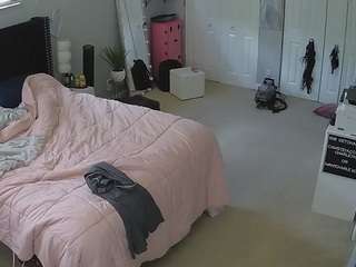 voyeurcam-house-charleys-room — Camsoda recorded stream image, 16.06.2026 12:00