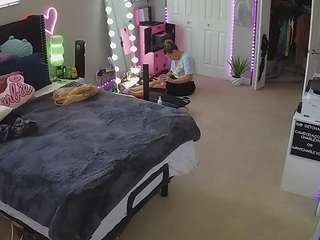 voyeurcam-house-charleys-room — Camsoda recorded stream image, 16.06.2026 12:00