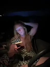 GoldenFlameGoddess — Stripchat recorded stream image, 17.06.2026 02:30