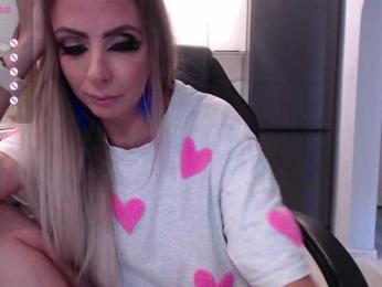 blondalina — Bongacams recorded stream image, 17.06.2026 09:00