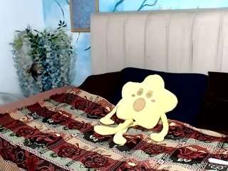 raphael-cams — Camsoda recorded stream image, 17.06.2026 18:50