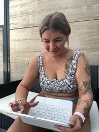 GabyHofstede — Stripchat recorded stream image, 18.06.2026 07:30