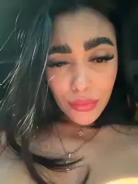 emma_andrew1 — Stripchat recorded stream image, 18.06.2026 17:20