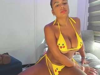 avaferrera — Camsoda recorded stream image, 18.06.2026 19:20