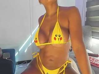 avaferrera — Camsoda recorded stream image, 18.06.2026 19:20