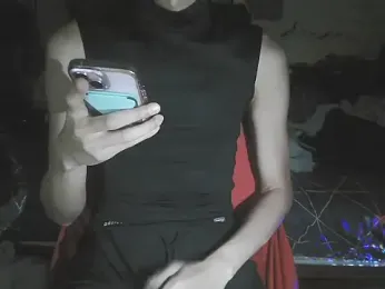 lyus1111 — Stripchat recorded stream image, 18.06.2026 18:00