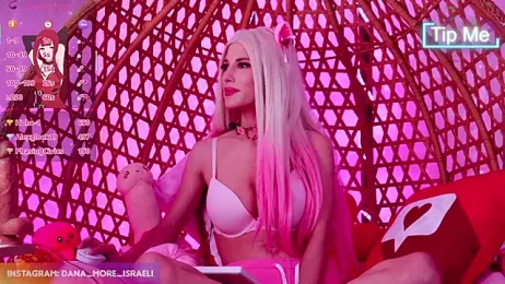 dana_more — Stripchat recorded stream image, 19.06.2026 14:00