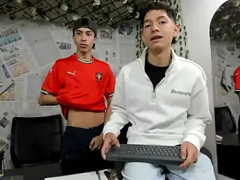 heyy_noah11 — Stripchat recorded stream image, 19.06.2026 13:20