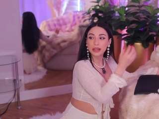 anaisbloom — Camsoda recorded stream image, 19.06.2026 19:40