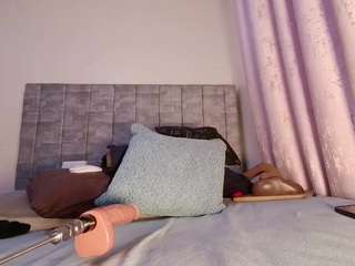 curvymelanin — Camsoda recorded stream image, 20.06.2026 06:50