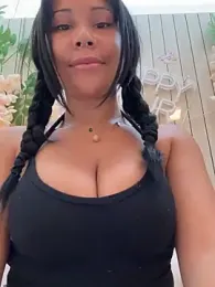 HaileyDiana — Stripchat recorded stream image, 20.06.2026 16:00