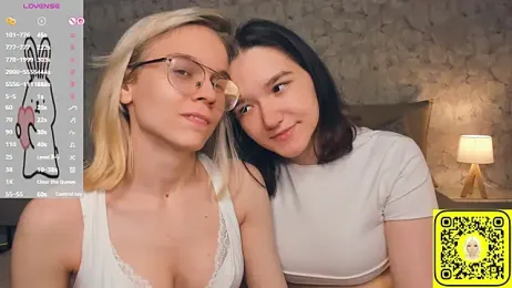 KarinStfleur — Stripchat recorded stream image, 20.06.2026 19:10
